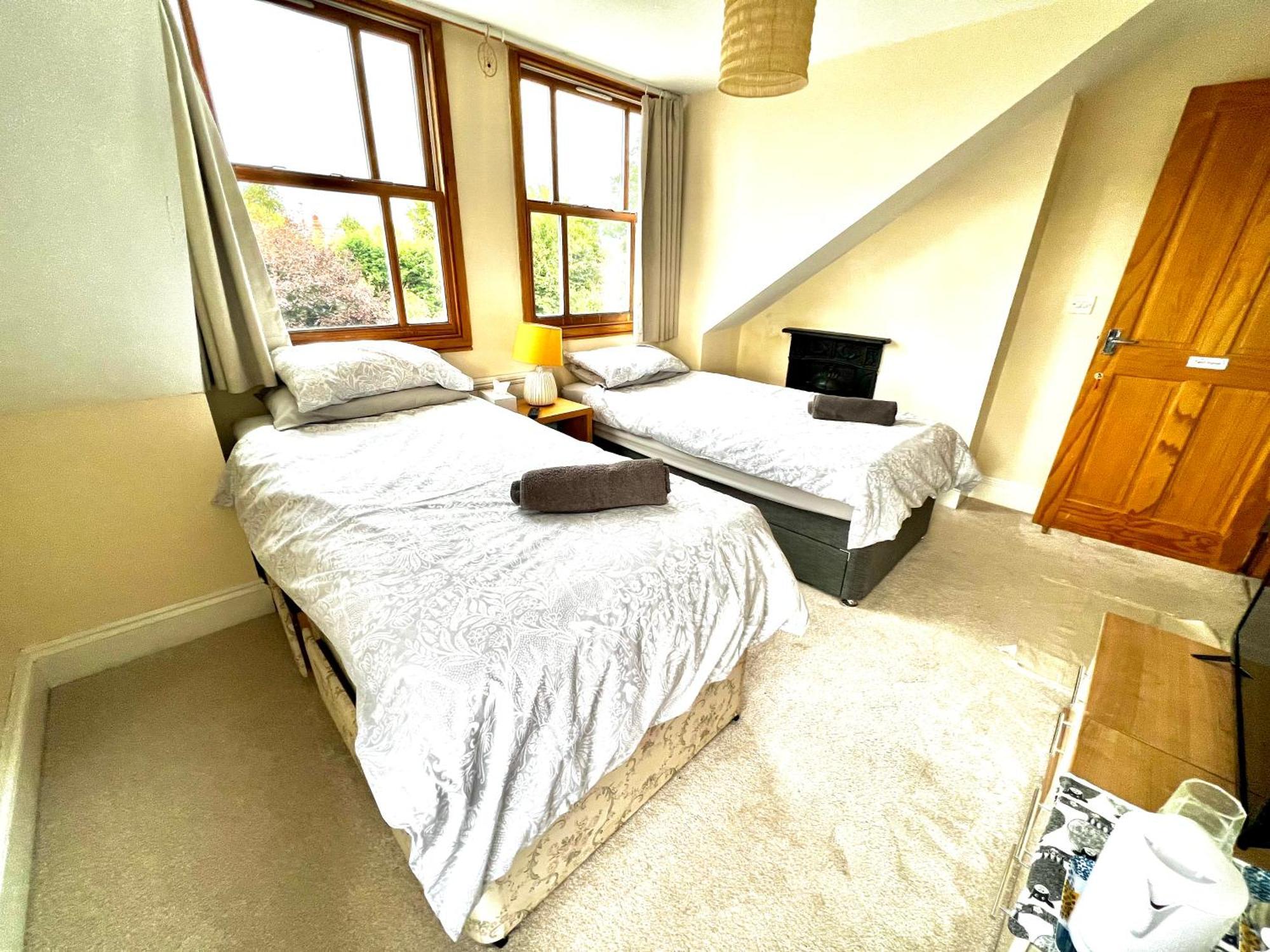 Anita'S Home In Kidderminster Exterior photo